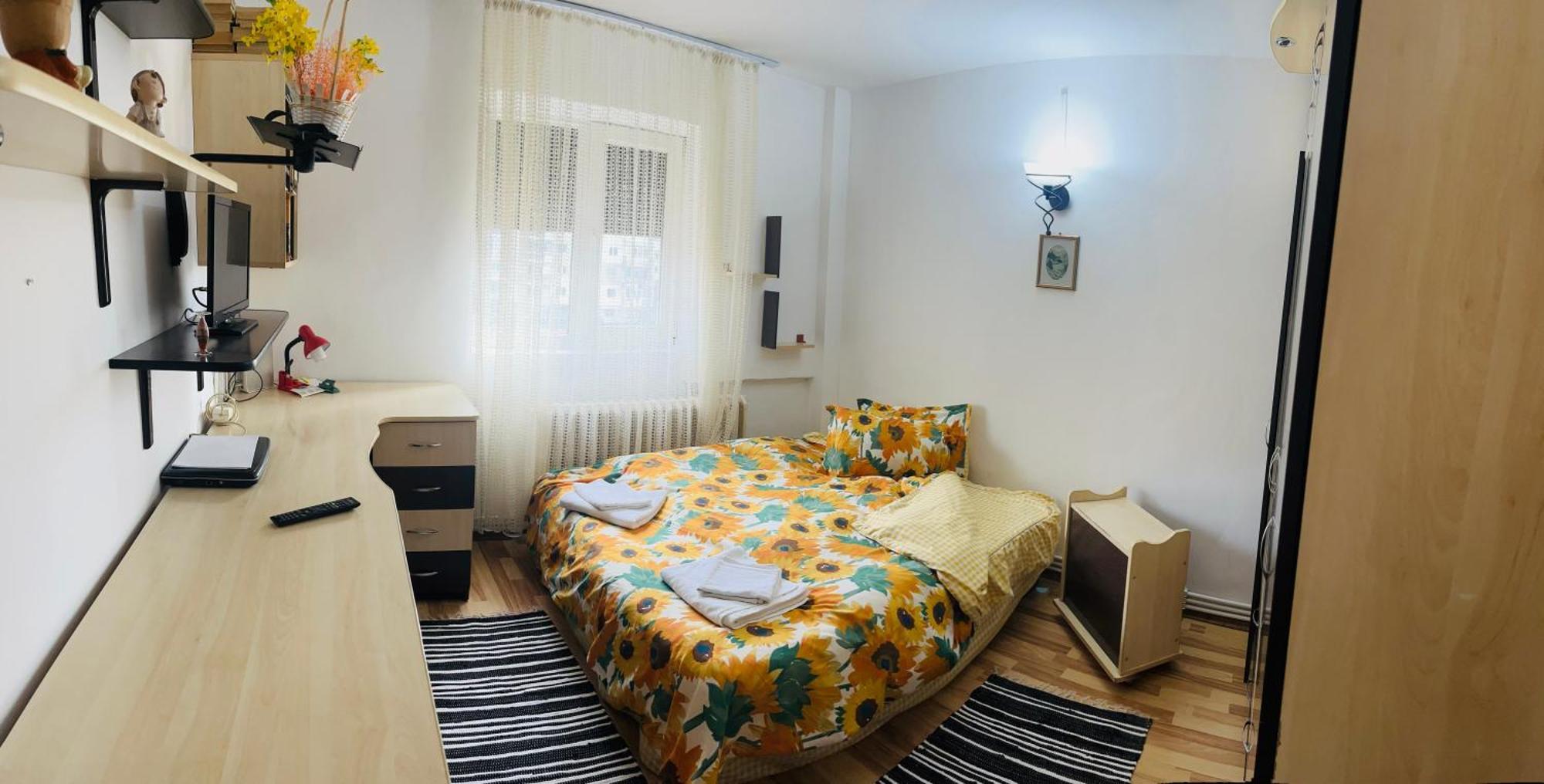 Apartament Cornelia Buzau Luaran gambar